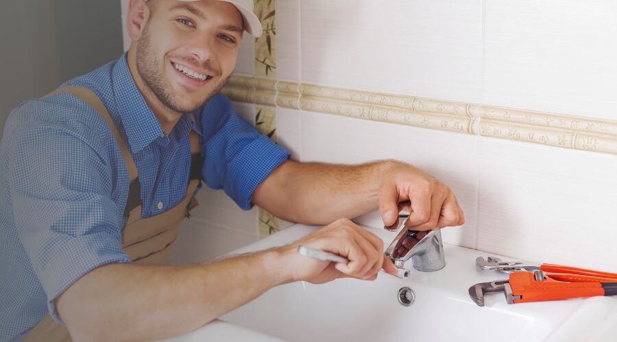 Handle or spout repair in Arizona City, AZ
